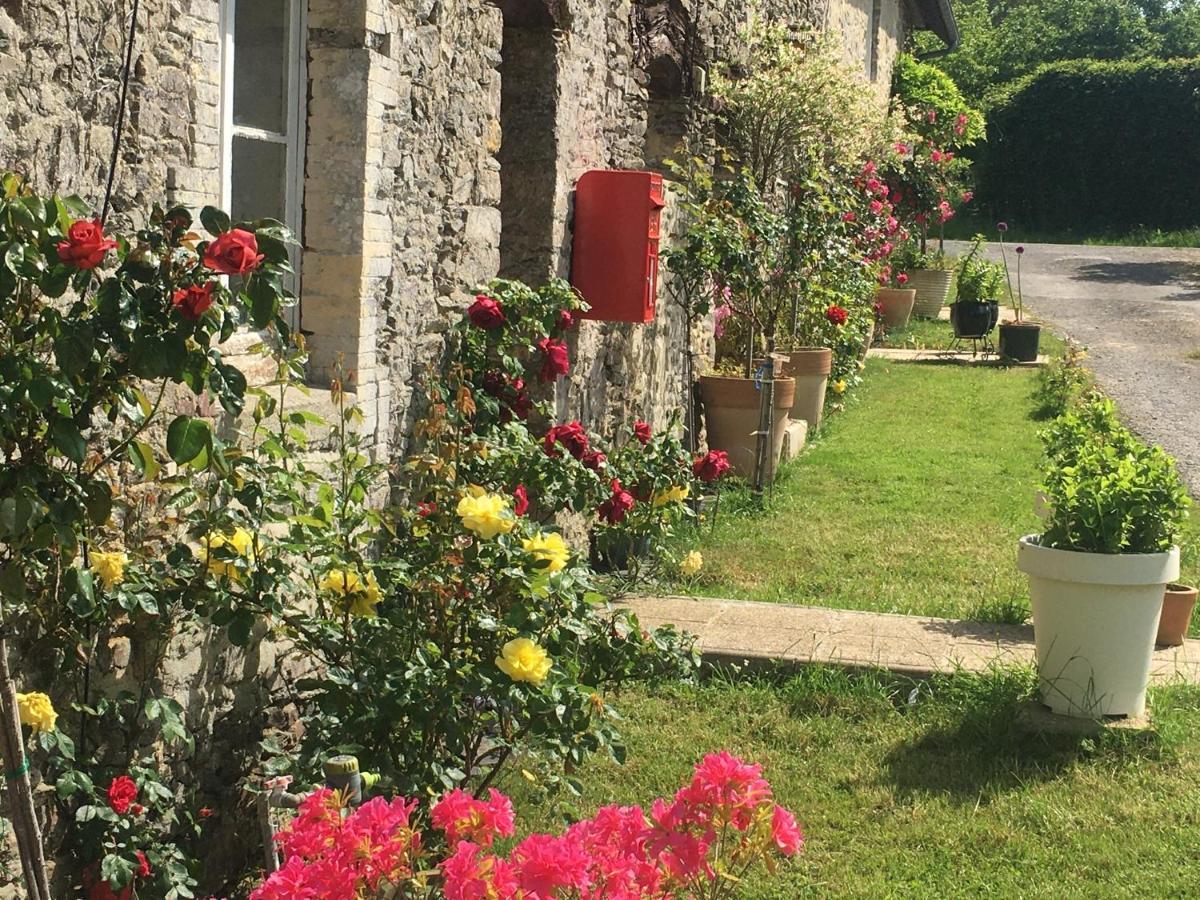 Saint-Georges-D'AunayChez Thomas 7 Route Du Monde Ancien住宿加早餐旅馆 外观 照片